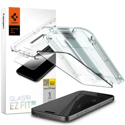 Pellicola Protettiva Schermo Spigen GlastR EZ FIT HD per Apple iPhone 15 Pro Max, Vetro Temperato, Full Glue, Nera AGL06879