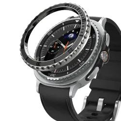 Cornice di Protezione Ringke Premium Styling per Samsung Galaxy Watch8 Classic, Nera