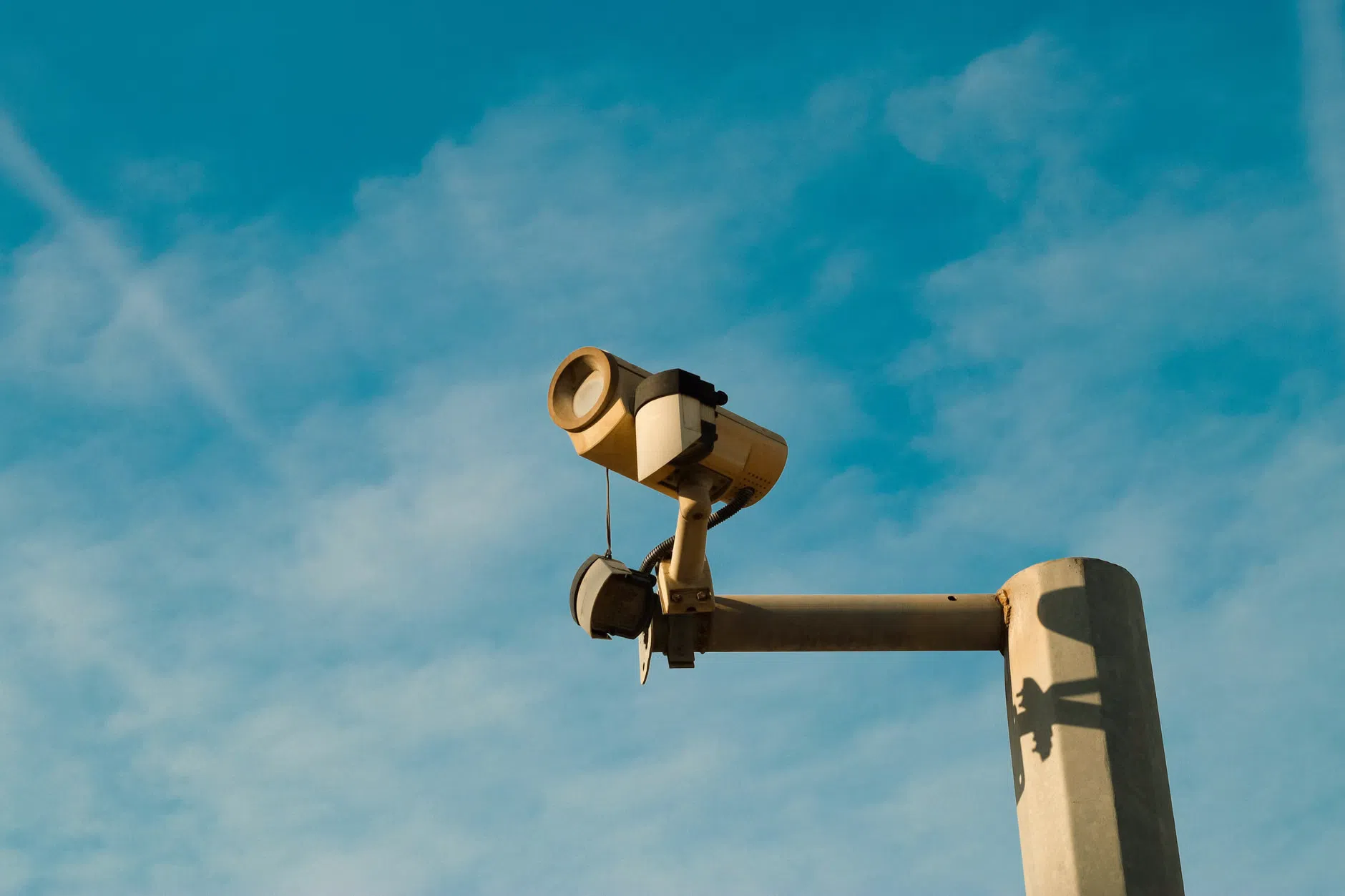 Blink Outdoor 4 al 50%: la videocamera di sicurezza costa meno di 40 euro