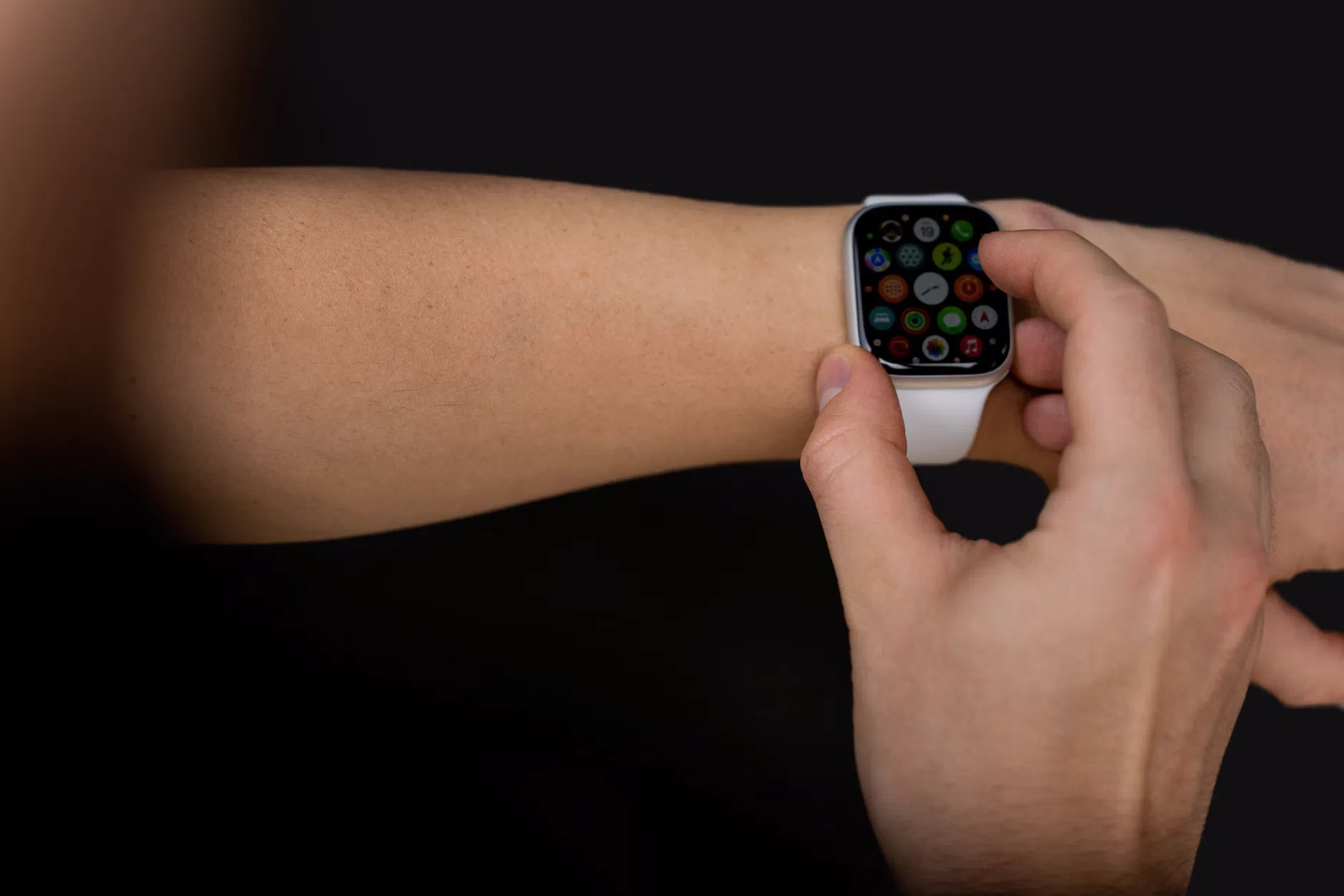 Come partecipare al Big Guessing Game e vincere un Apple Watch