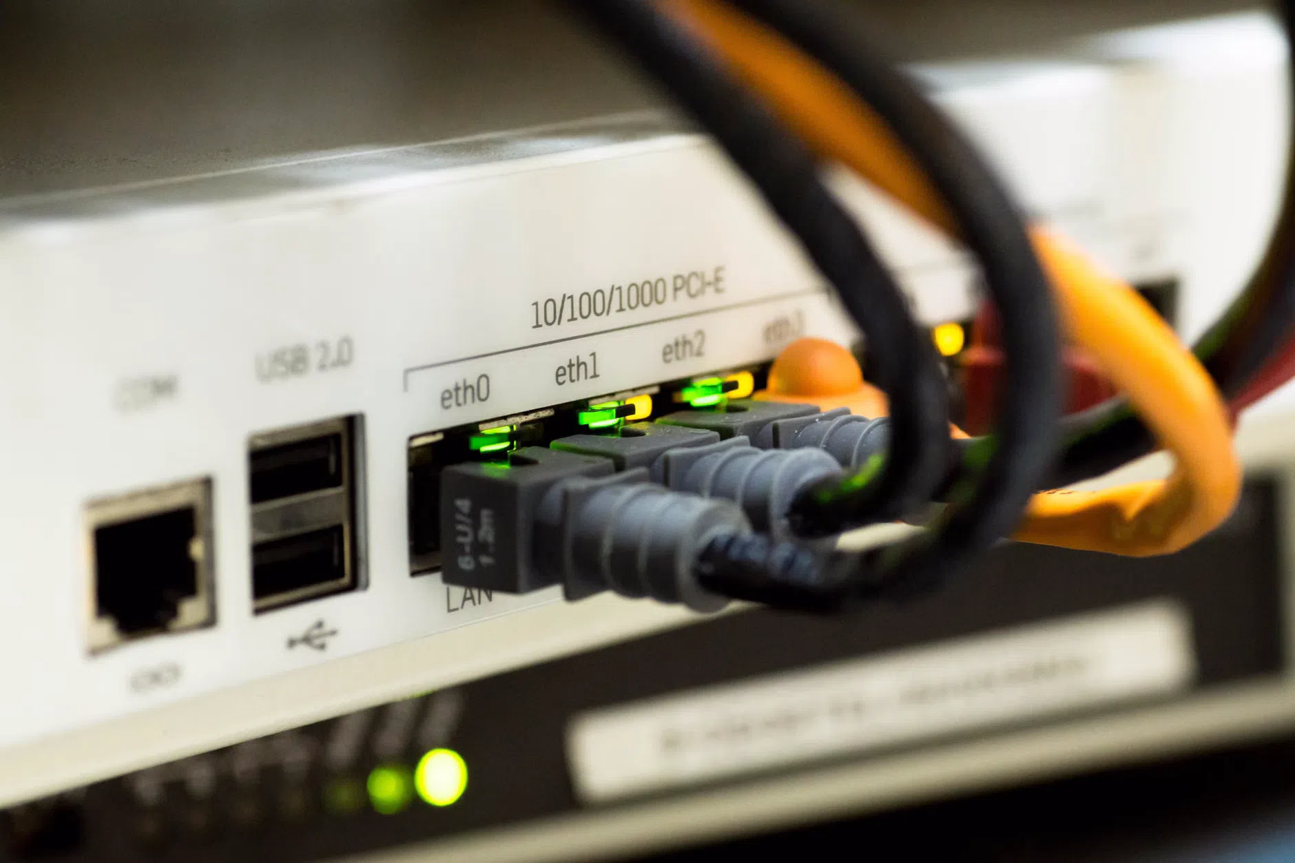 Come scegliere e configurare il router Wi-Fi: la guida definitiva