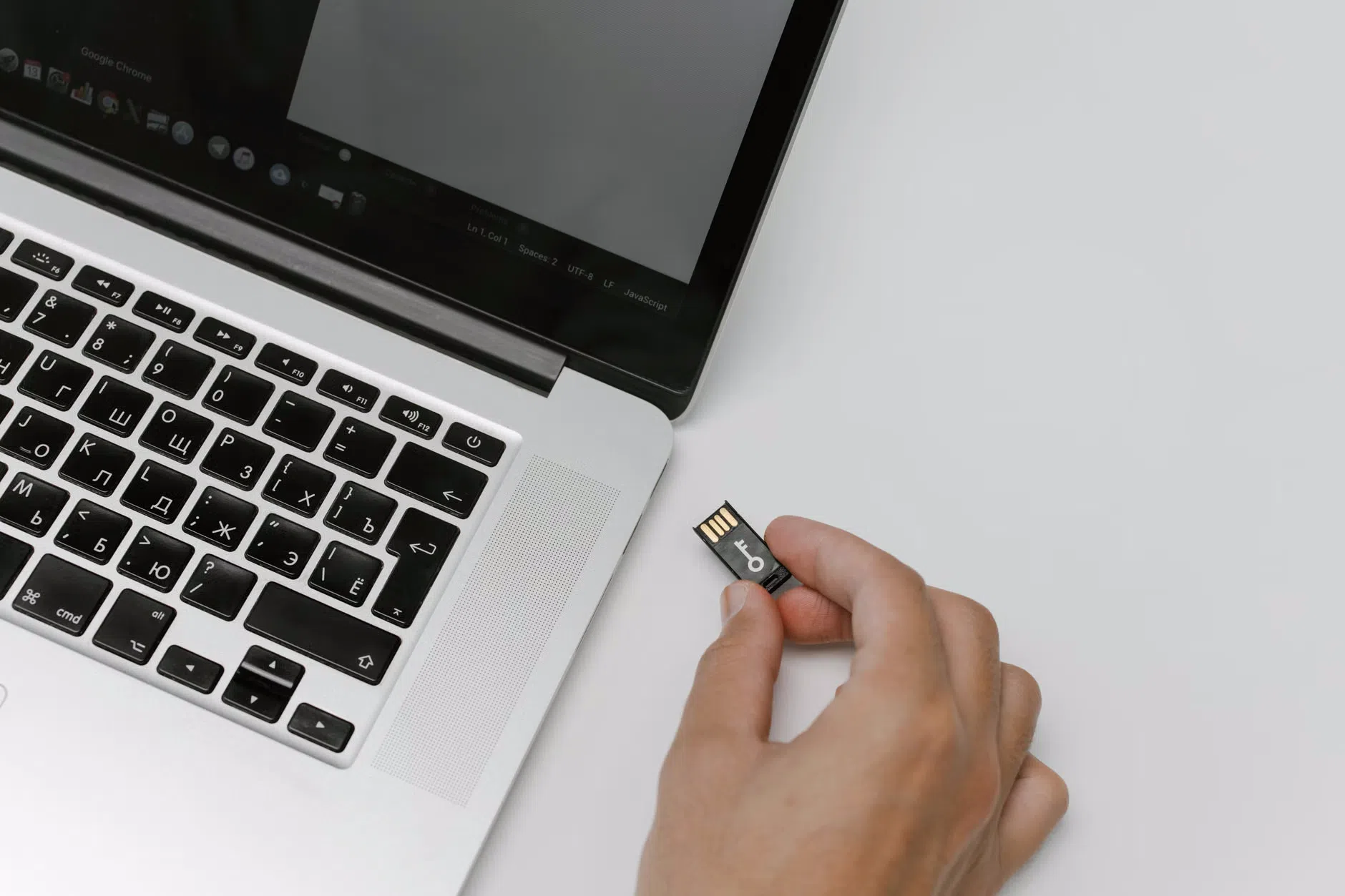 Come creare una chiavetta USB avviabile con Rufus per installare Windows e Linux