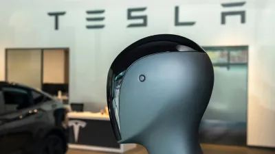 Tesla e la Cina per Optimus: la sfida industriale dietro i robot umanoidi