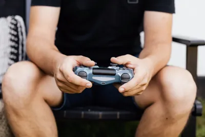 SteelSeries Aeon Pro: il controller wireless di fascia alta che cambia le regole