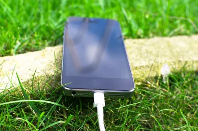 Anker 735 Nano II 65W: il caricabatterie USB‑C che unisce potenza e compattezza