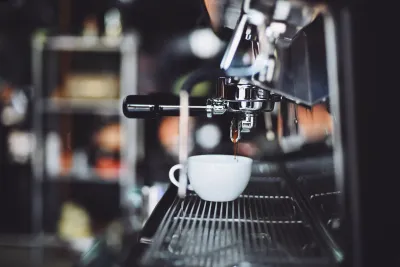 Nespresso Pixie in offerta: 30% di sconto su Amazon