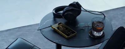Sony lancia Walkman da 5.000 euro: lusso e suono