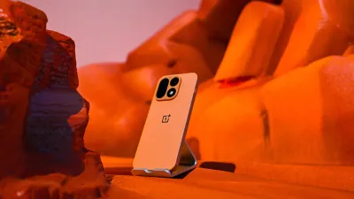 OnePlus 16 in Cina: batteria da 9.000 mAh e OLED 185 Hz, ma niente Europa